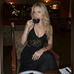 Cider LACE HALTER NECKLINE FLORAL CAMI TOP M RP-13